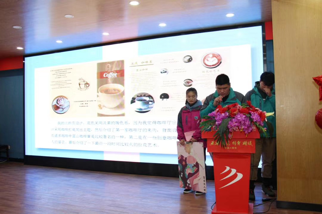 教學(xué)成果展示周，學(xué)子答辯各顯神通