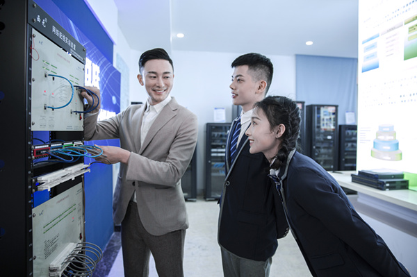 火熱的互聯(lián)網(wǎng)時代，人才缺口巨大，你準備好了嗎?