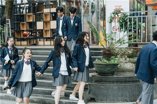 初中考不上<a href=http://njxh.cn target=_blank class=infotextkey>高中</a>不想讀了，很迷茫怎么辦？