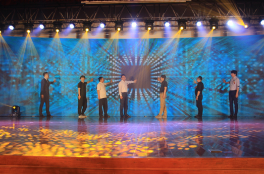 盛世回顧 職教前沿，新華互聯(lián)網(wǎng)科技?xì)v次發(fā)布會回顧