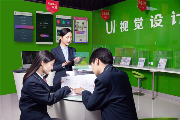 新華電腦學(xué)校怎么樣？學(xué)校好不好？