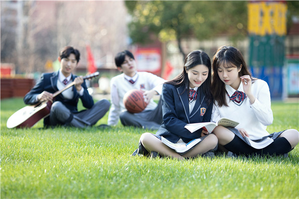 普通<a href=http://njxh.cn target=_blank class=infotextkey>高中</a>要多少分才能上？