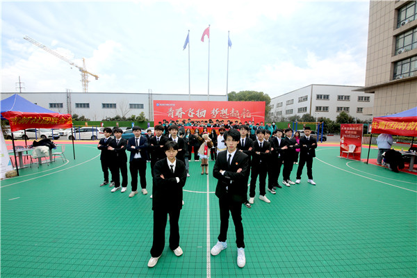 青春飛揚 夢想起航|南京新華2023年春季社團(tuán)招新大會開始啦！