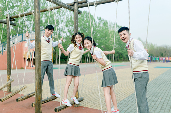 形象美妝<a href=http://njxh.cn target=_blank class=infotextkey>專業(yè)</a>前景怎么樣？
