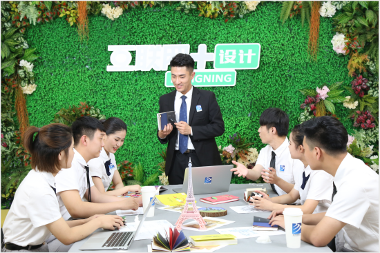 【媒體關(guān)注】職業(yè)教育教學(xué)“趕考”新時(shí)代，新華真實(shí)訓(xùn)品質(zhì)贏人