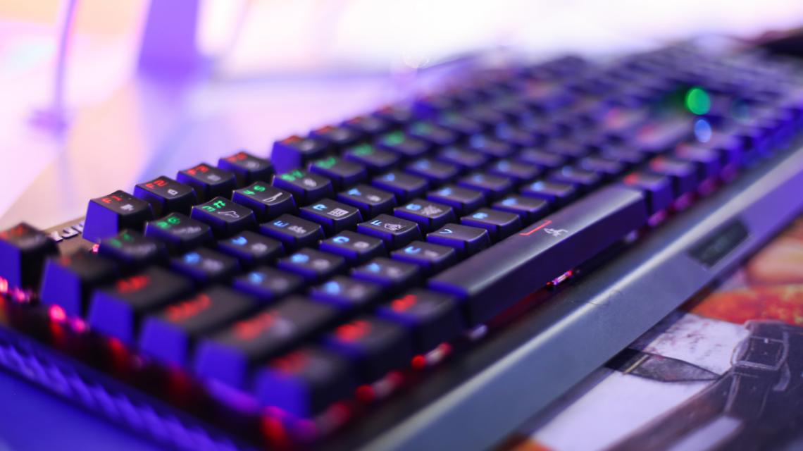 中國電競用戶規(guī)模達4.84億人！電子競技就是打游戲？NO!